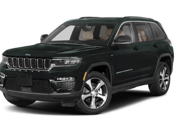 JEEP GRAND CHEROKEE 2024 1C4RJYE66R8515096 image